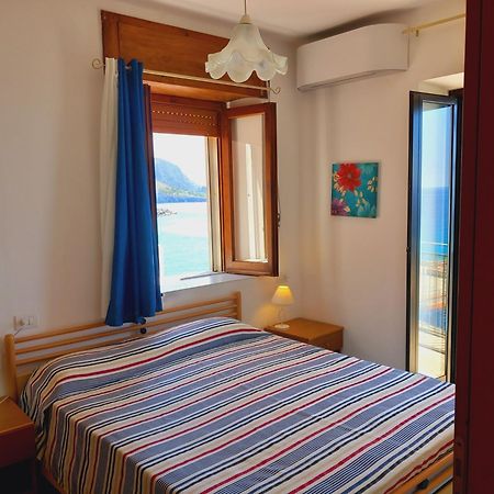 Casa Vacanze E B&B Oltremare Marina di Camerota Exteriör bild