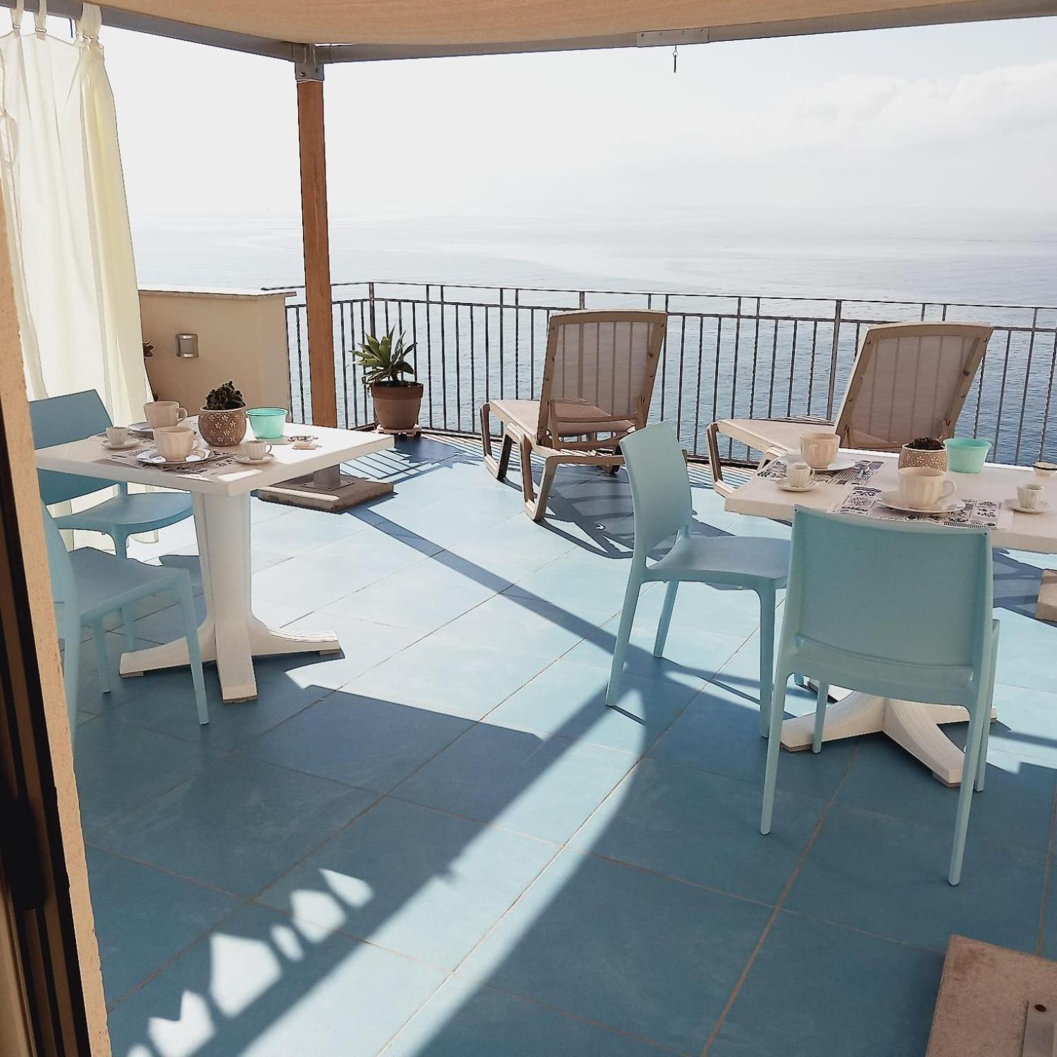 Casa Vacanze E B&B Oltremare Marina di Camerota Exteriör bild