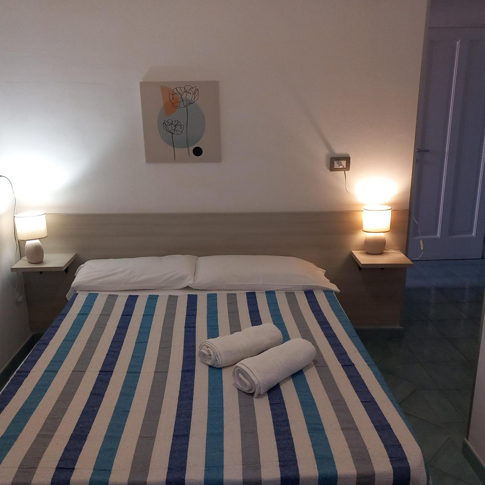 Casa Vacanze E B&B Oltremare Marina di Camerota Exteriör bild