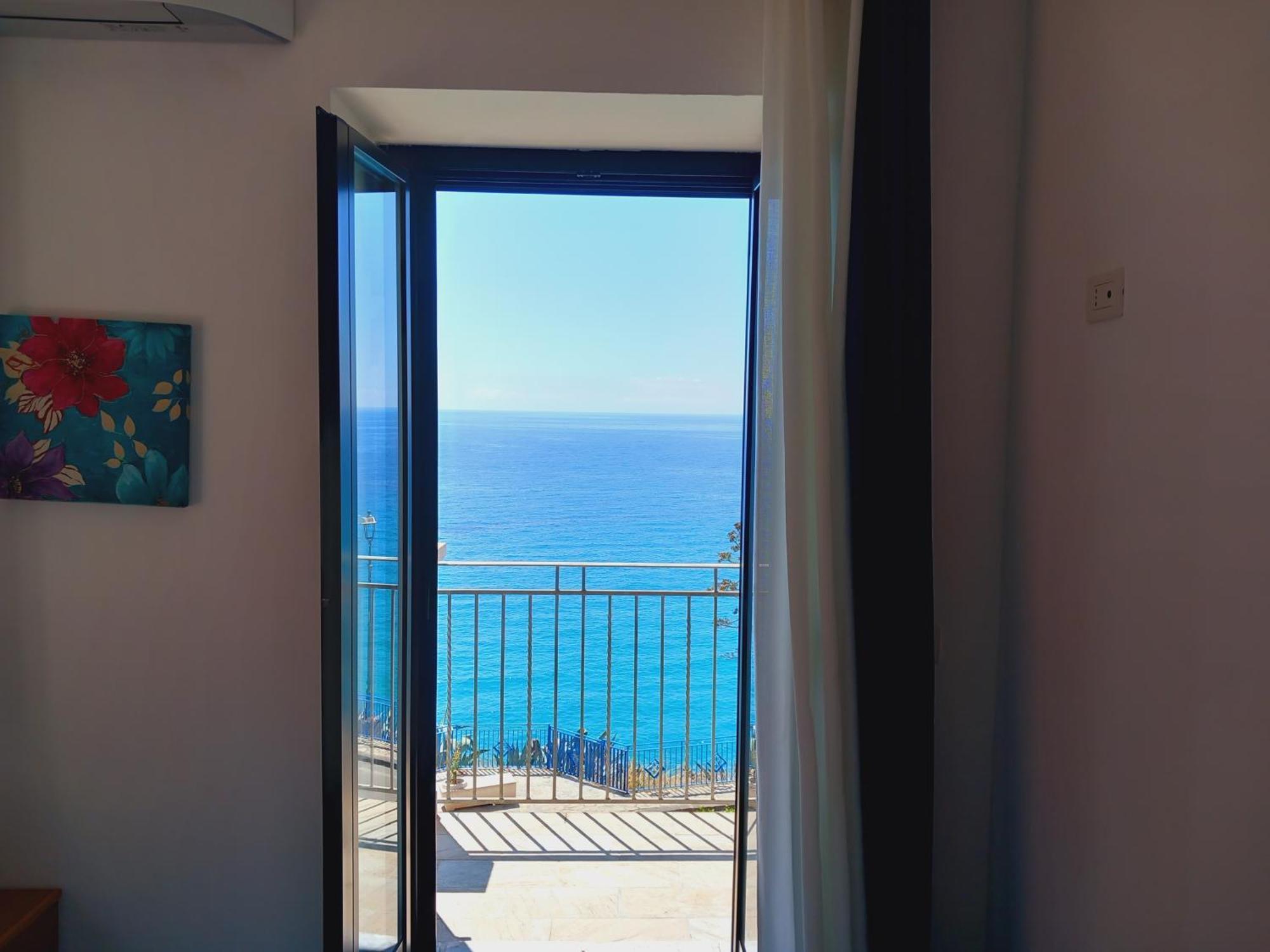 Casa Vacanze E B&B Oltremare Marina di Camerota Exteriör bild