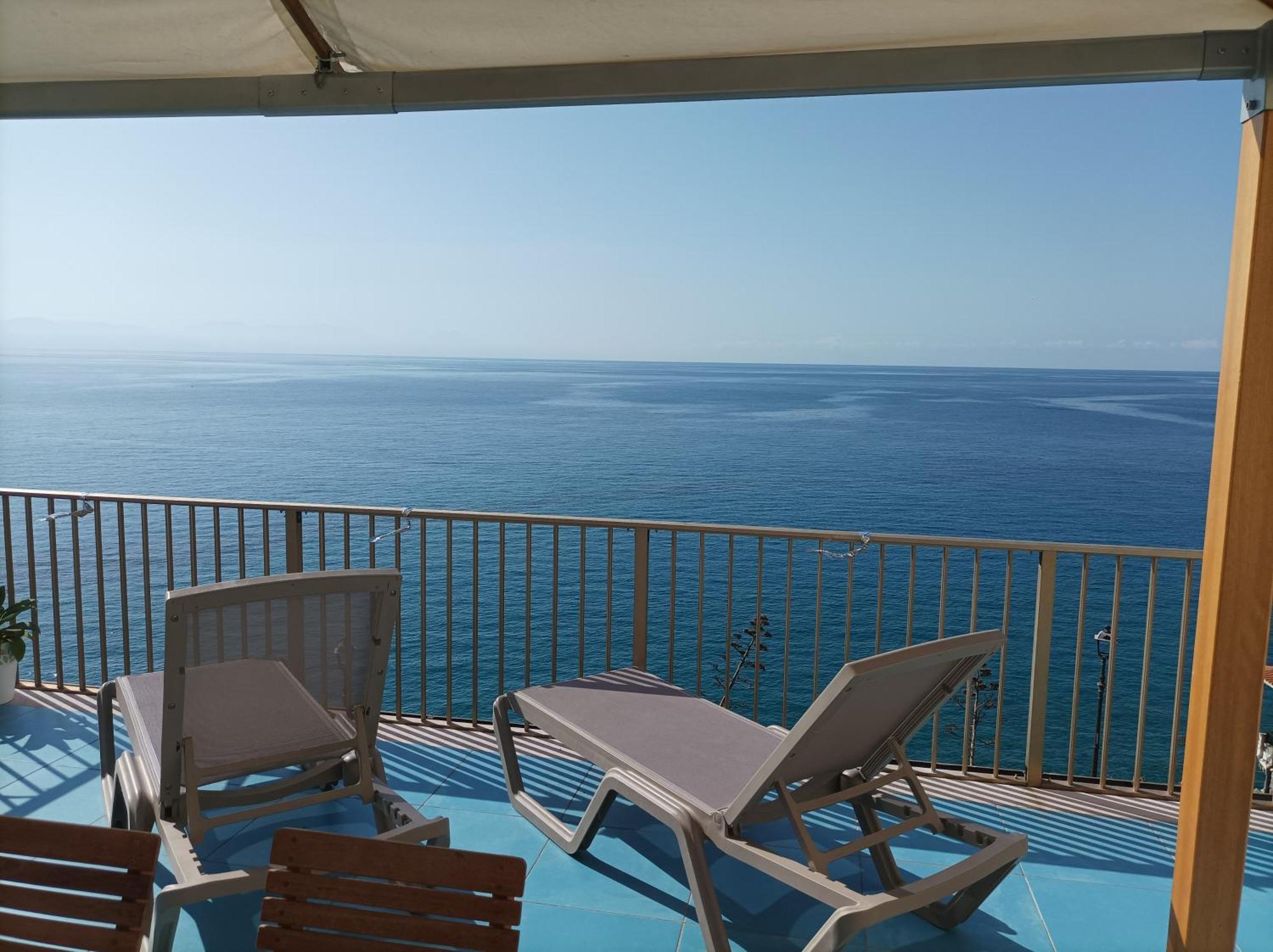 Casa Vacanze E B&B Oltremare Marina di Camerota Exteriör bild